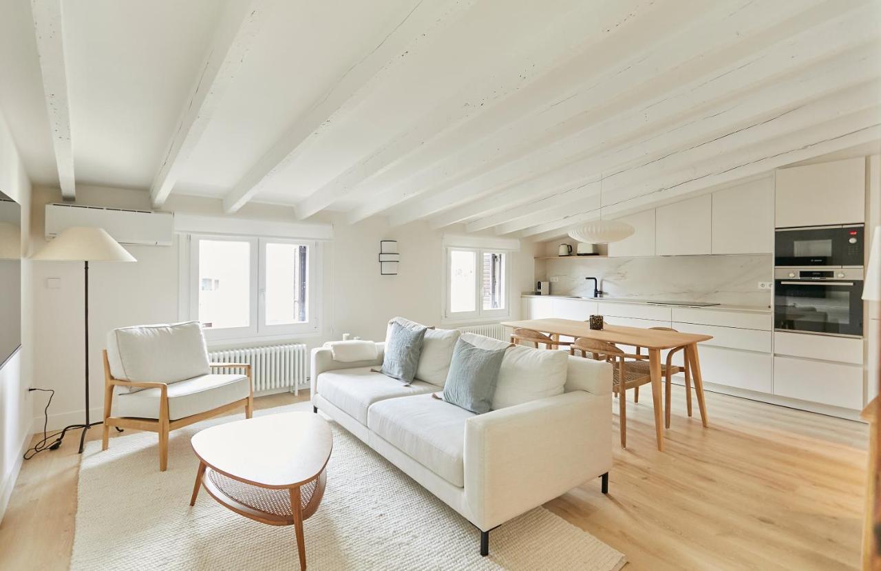 Balmoral By Basque Homes ซานเซบาสเตียน ภายนอก รูปภาพ